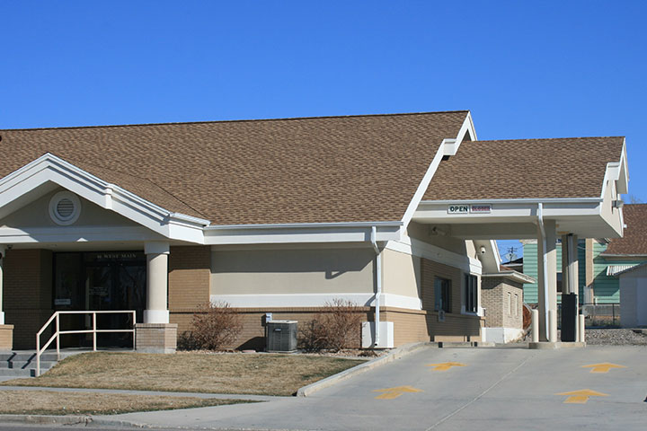 Moroni branch office and driveup